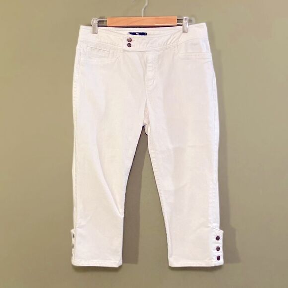 American Living White denim Cropped pants 10 - Picture 1 of 8